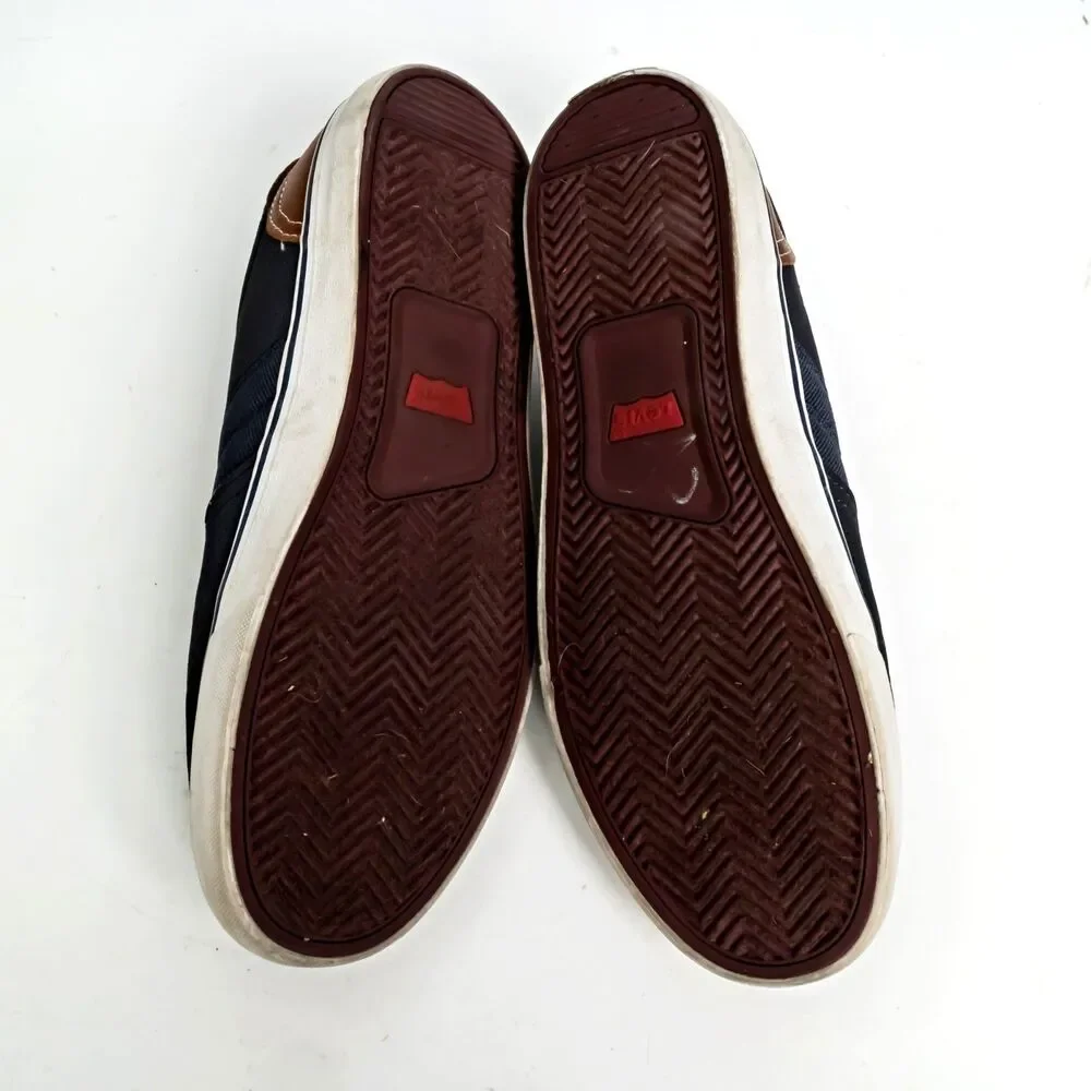 Levis Comfort Shoes Sneakers / Mens 11 / Navy Blue Leather Trim / 517777U511